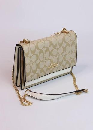 Женская сумка coach mini klare crossbody beige/white, женская сумка, коуч бежевого/белого цвета