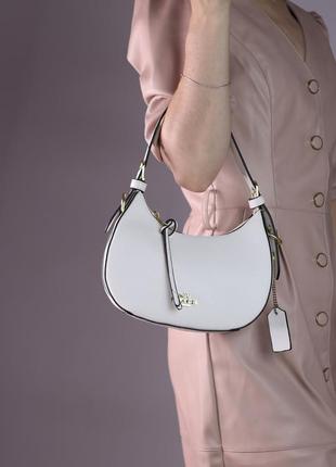 Женская сумка coach kleo hobo white lux, женская сумка, коуч белого цвета4 фото