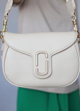 Жіноча сумка marc jacobs saddle beige lux женская сумка, сумка марк джейкобс бежевого кольору3 фото