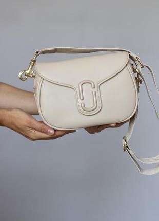 Жіноча сумка marc jacobs saddle beige lux женская сумка, сумка марк джейкобс бежевого кольору1 фото