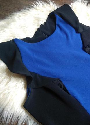 Красивое платье с рюшами