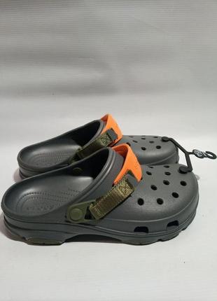 Крокси crocs all-terrain clog оригінал тапочки резинові чоловічі в упаковці сандалі літо у...