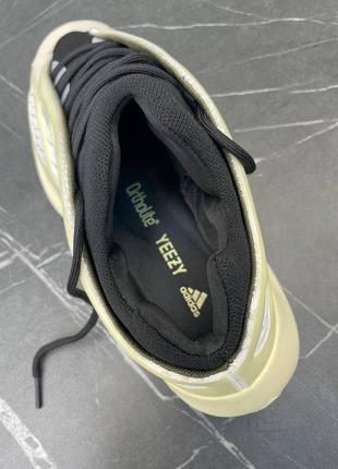 Кросівки чоловічі adidas yeezy boost 700 нові, якісні/демісезонні/літні2 фото