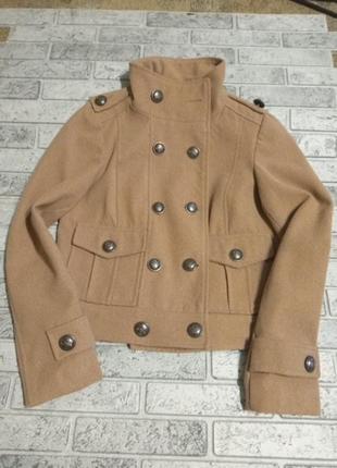 Фирменное пальтишко zara