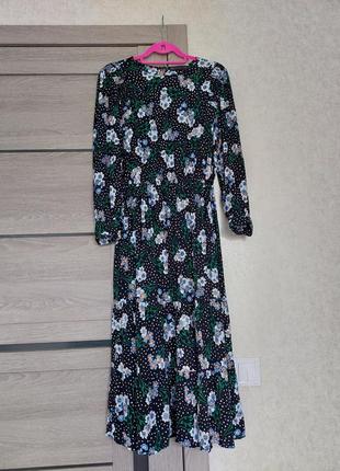 Черное платье миди 🔹длинный рукав🔹принт цветочный принт m&s(размер 10)2 фото