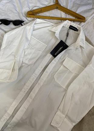 Классическая белая рубашка prettylittlething