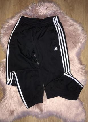 Спортивные штаныadidas