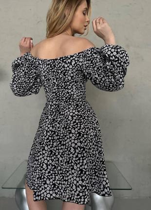Модна жіноча сукня квітковий прінт лілова новинка 202410 фото