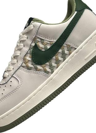 Женские кроссовки nike air force 1 light gray green10 фото