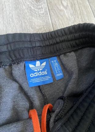 Штани adidas, чорні4 фото