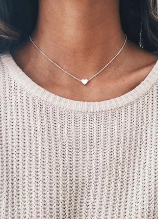 Цепочка с кулоном сердечко, ожерелье подвеска сердце серебро чокер тренд минимализм