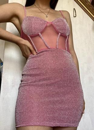 Сукня рожевого кольору1 фото