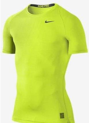 Спортивная термо футболка nike pro combat dri fit на мальчика 13-15 лет рост 158-170 см