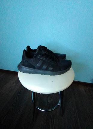 Кроссовки adidas