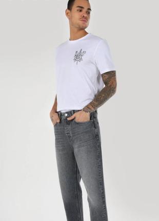 Джинсы мужские серые