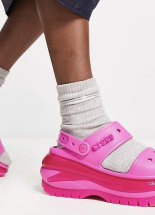 Crocs classic mega crush