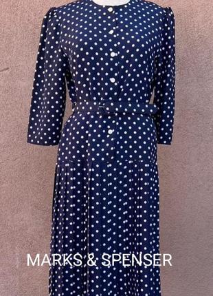 Вінтажне темно синє плаття в горошок із заниженою талією та спідницею пліссе marks & spenser р. 48-50 пог 52 см***1 фото