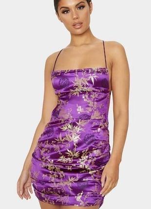 Яскрава сукня міні з відкритою спинкою !