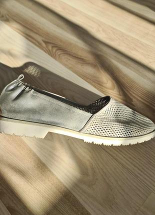 Сірі лофери жіночі дихаючі лофери мокасини срібні літні туфлі жіночі без підборів мокасини в сіточку4 фото