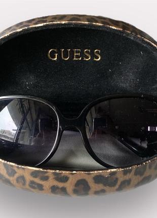 Сонцезахисні окуляри guess4 фото