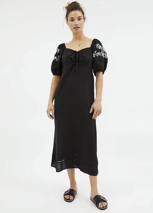 Платье миди с вышивкой3 фото