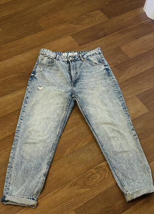 Джинси мом в ідеальному стані bershka