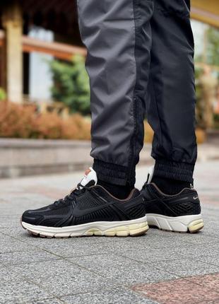 Кросівки nike zoom vomero 5 black3 фото