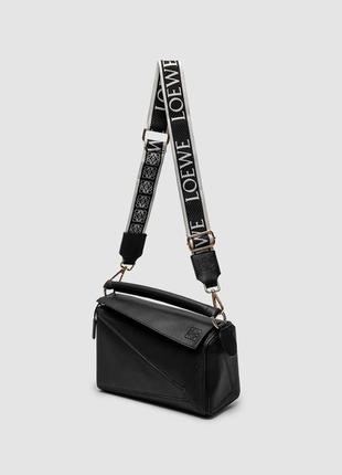 Жіноча шкіряна сумка в стилі loewe small puzzle bag in classic calfskin black чорна сумочка крос боді еко шкіра ( 35001 )