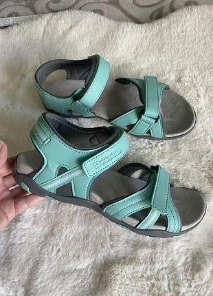 Сандалии босоножки mountain warehouse