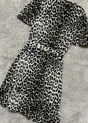 Женское платье леопардовый принт с поясом2 фото