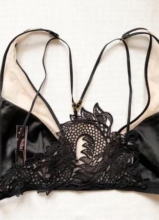 Неймовірний бюстгальтер victoria’s secret unlined dragon lace plunge bra з вишивкою дракона на спині, розмір м