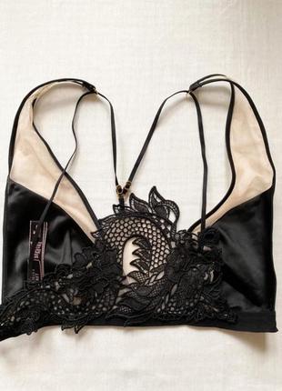 Невероятный бюстгальтер victoria’s secret unlined dragon lace plunge bra с вышивкой дракона на спине, размер м5 фото