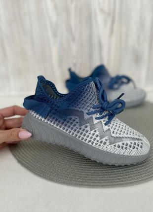 Кросівки дитячі 4