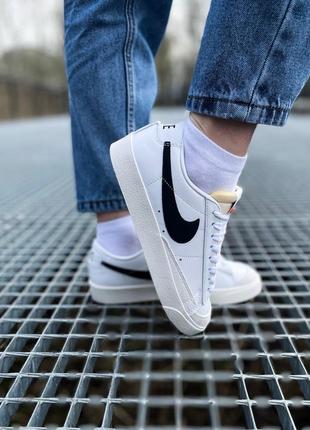 Женские кроссовки nike blazer low vintage white5 фото