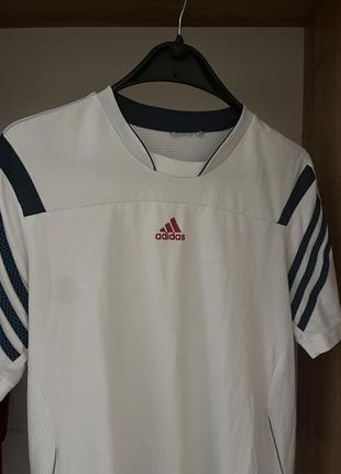 Футболка adidas