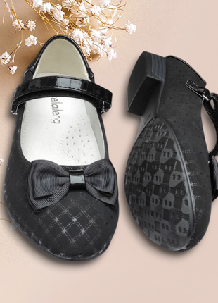 Черные замшевые туфли на каблуке для девочки школьные3 фото