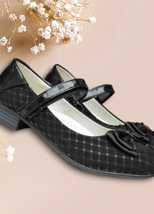 Черные замшевые туфли на каблуке для девочки школьные6 фото