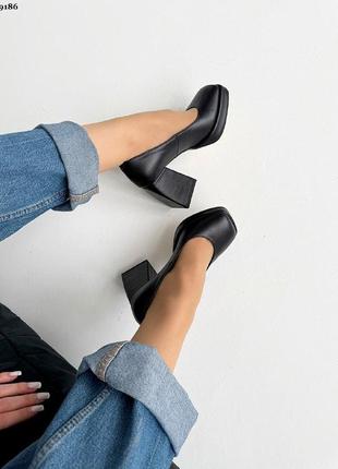 Стильні класичні жіночі туфлі в наявності та під відшив 💛💙🏆4 фото