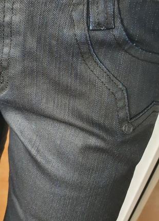 Темно-синие качественные прямые джинсы с пропиткой. новые джинсы осень-зима 28-30р6 фото