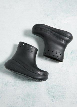 Крокс краш сапоги резиновые женские черные crocs crush rain boot black