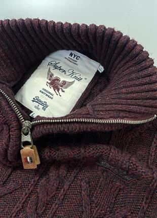 Бордовий вʼязаний светр superdry з лого на грудях, логотип, оригінал, супердрай, з коміром, пуловер, на замочку, кофта8 фото