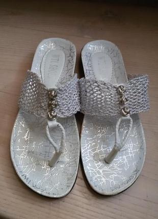 Wtl shoes- шльопанці 37 розмір (23,5 см)