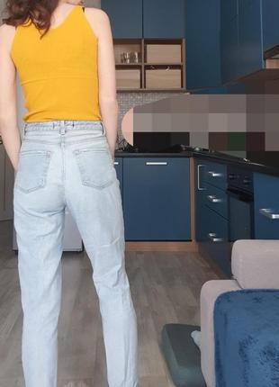 Світлі блакитні натуральні бавовняні джинси моми mom's jeans хс-с7 фото