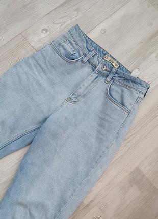 Світлі блакитні натуральні бавовняні джинси моми mom's jeans хс-с2 фото