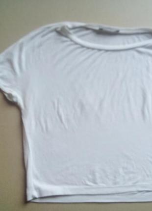 Укороченная белая футболка2 фото