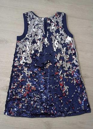 Праздничное платье на девочку в пайетках