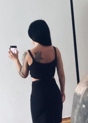 Черное платье платье с разрезом4 фото