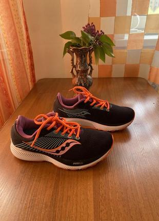 Женские кроссовки для бега saucony guide 14 black8 фото