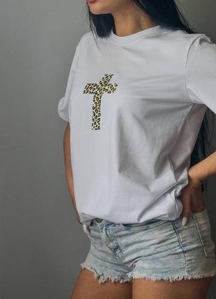 Женская футболка оверсайз с принтом4 фото