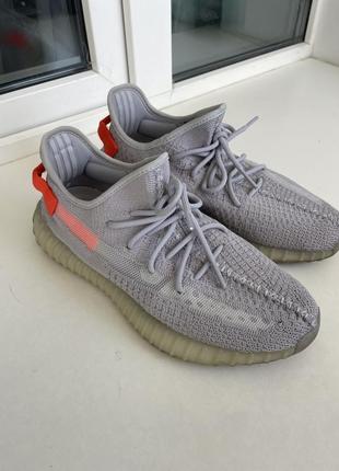 Кросівки   чоловічі adidas yeezy boost 350 v2